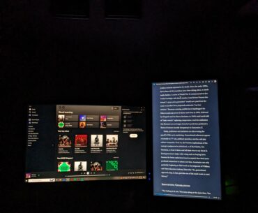 shitty battlestation looks slightly better at night