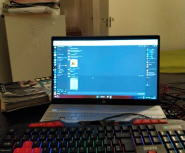 got a new keyboard for christmas, really happy with this setup! ( i am lying )