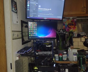 My shitty battle station