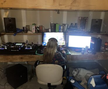 My shitty $6k+ dusty ass garage kept battle station.