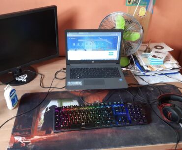 My best friend who isnt on reddit epic gaming setup