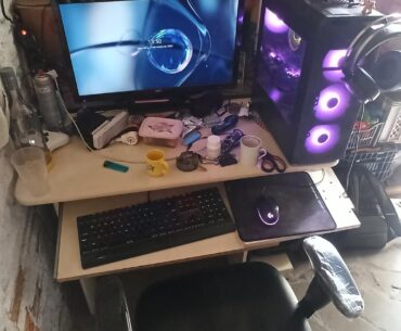 Can i join the club? Sorry about the mess but that's how i'm using it now