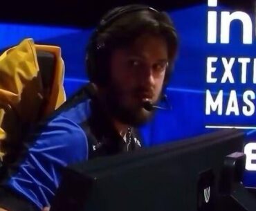 the way jL looking at w0nderful after losing round 32 on mirage