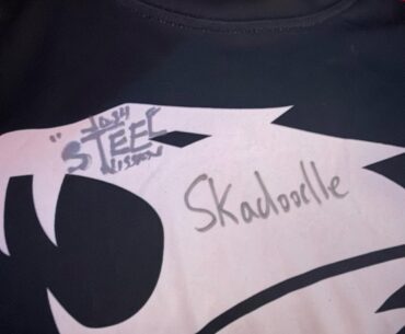 Signed ibp jersey with skadoodle and steel