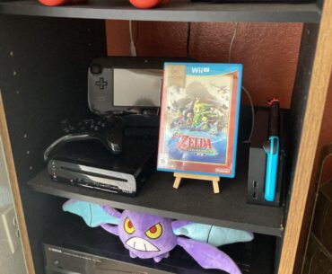 Video games are art. So I bought a tiny easel to display what I’m playing atm.